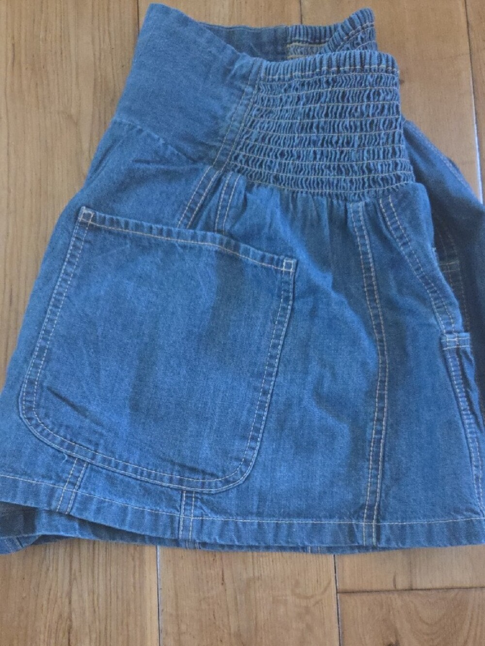 We The Free Indigo Denim Smocked Waist Shortalls. New With tags - Picture 4 of 7